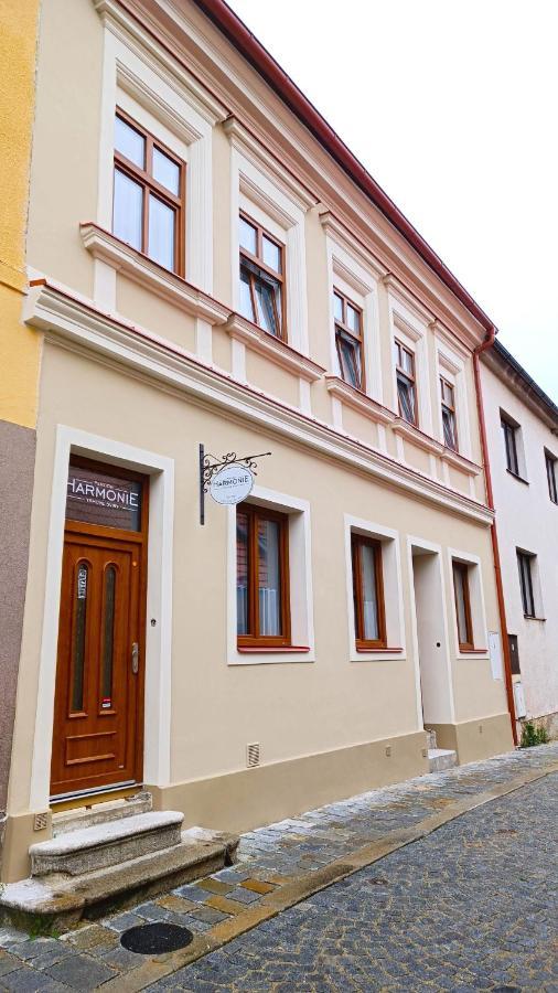 Penzion Harmonie Trhove Sviny Bagian luar foto